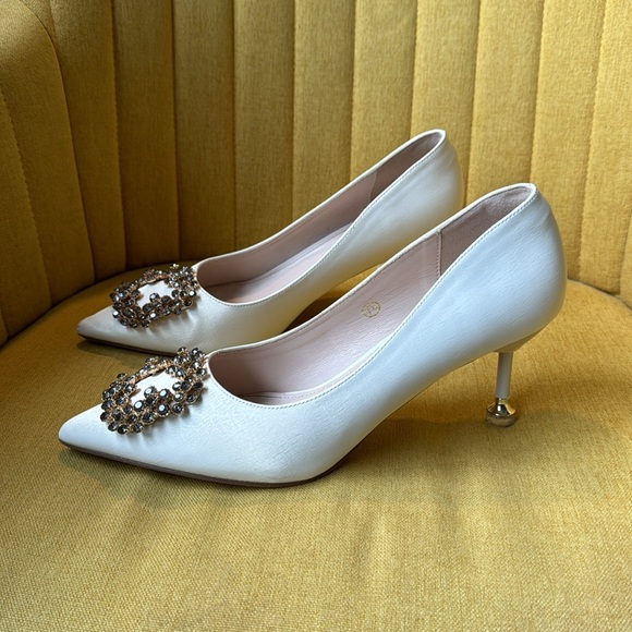 Ivory Rhinestone Pumps - Picture 4 of 7